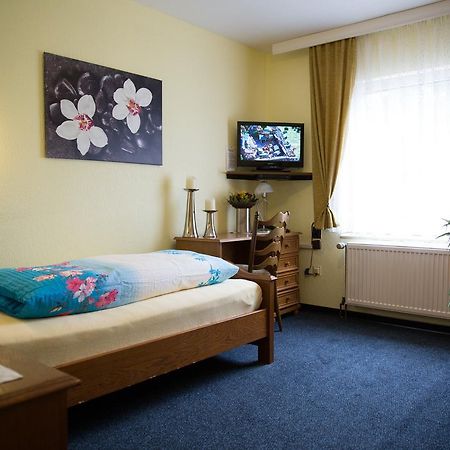 Hotel Zur Bruecke Krefeld Exteriér fotografie
